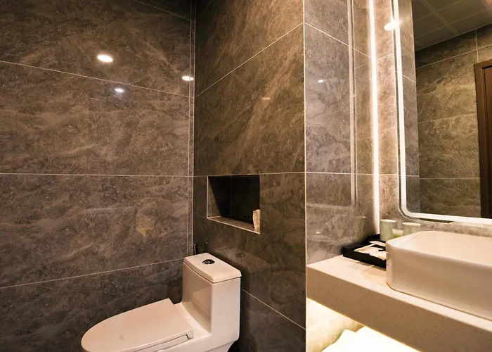Anstay Marina 4* Ha Long
