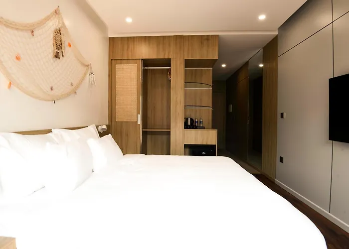 Anstay Marina 4*