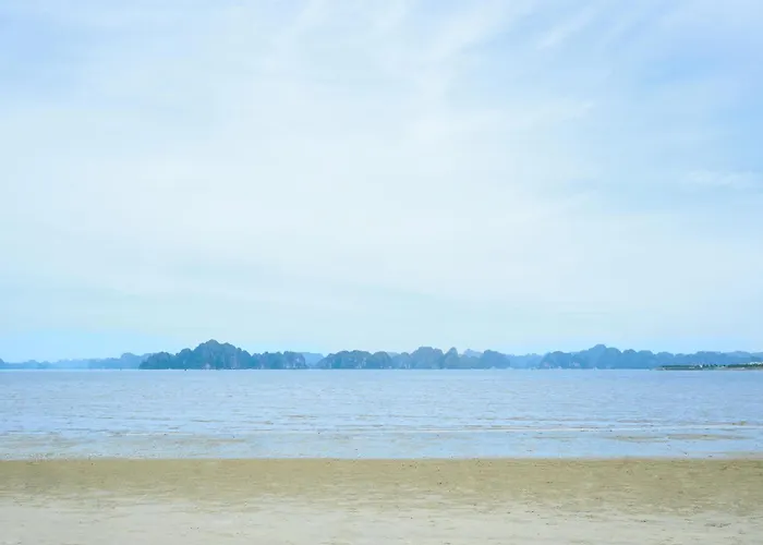 Anstay Marina 4* Ha Long